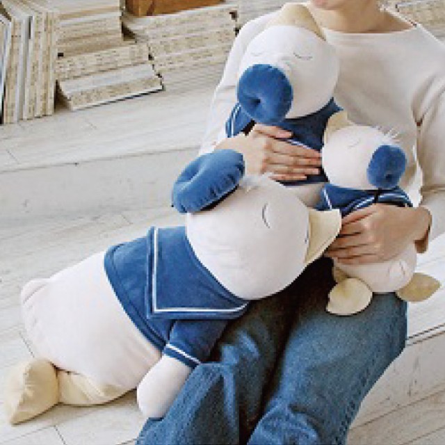 Mochi Hug 抱き枕 チャイルドショップ